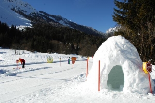  Forni di Sopra 的学校场地 